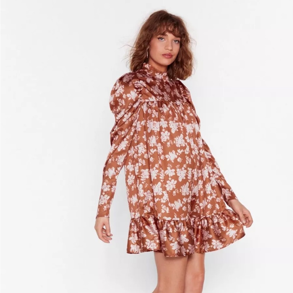 Flower Grown Wild Satin Mini Dress 💐 D26 - Picture 1 of 8
